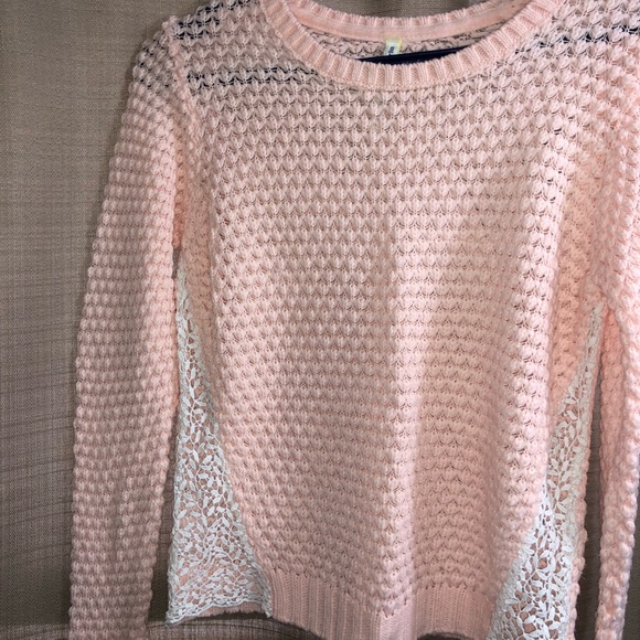Knitted sweater - Picture 1 of 3